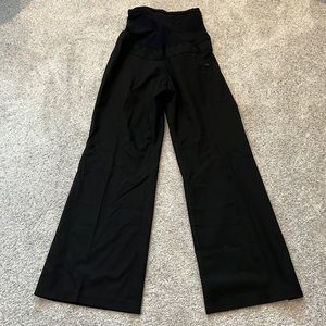 Motherhood Maternity black full paneled work pants size Petite Small